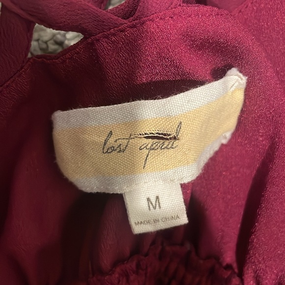 Wine colored maxi dress. Sleeveless with razor back and low slits on front - Picture 6 of 7